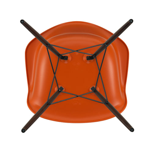Cadeira de Braços em Plástico Eames DAW / Base Ácer Escuro